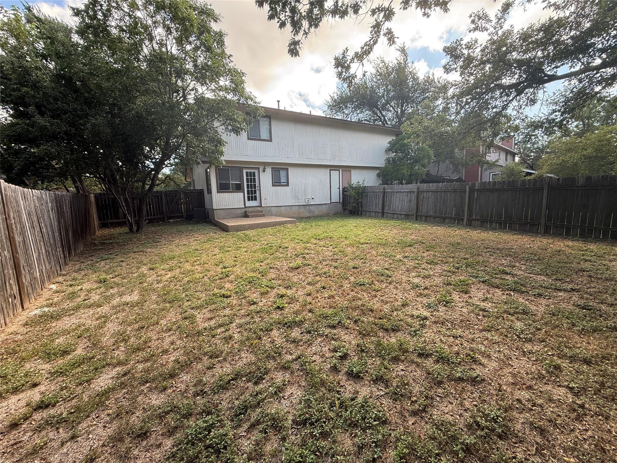 7001 Winedale Dr #b Property Photo 14