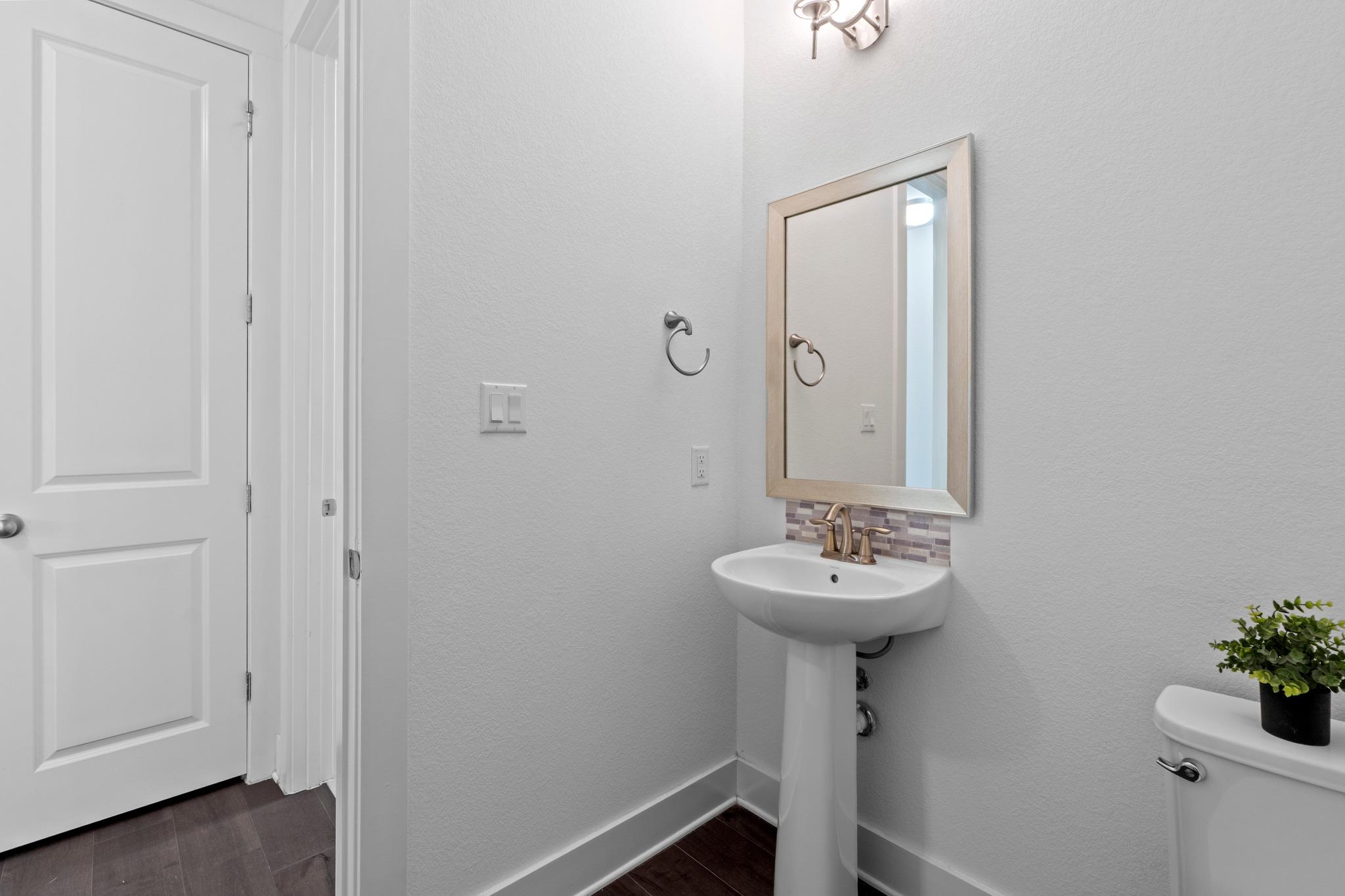 393 Stone River Dr Property Photo 28