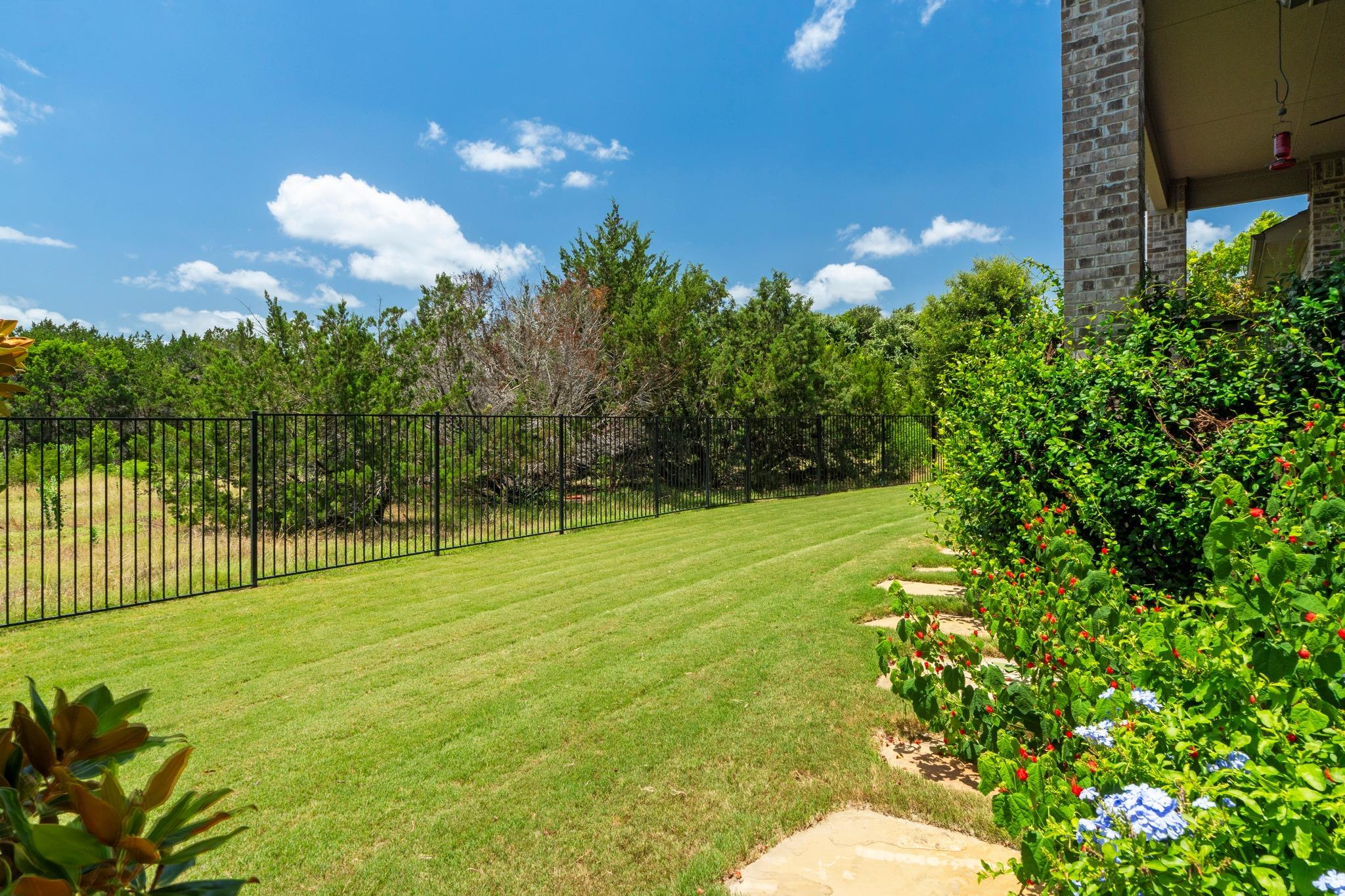 393 Stone River Dr Property Photo 30