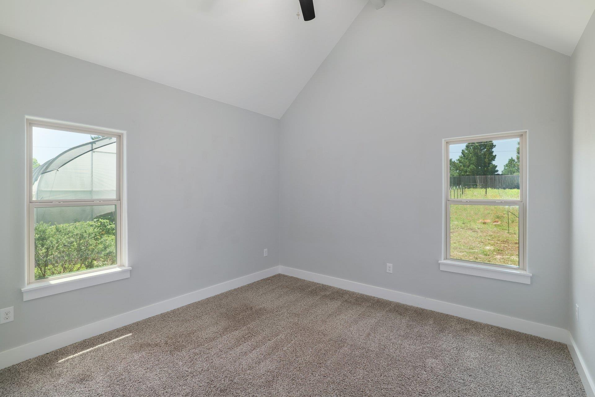 258 County Rd Property Photo 16