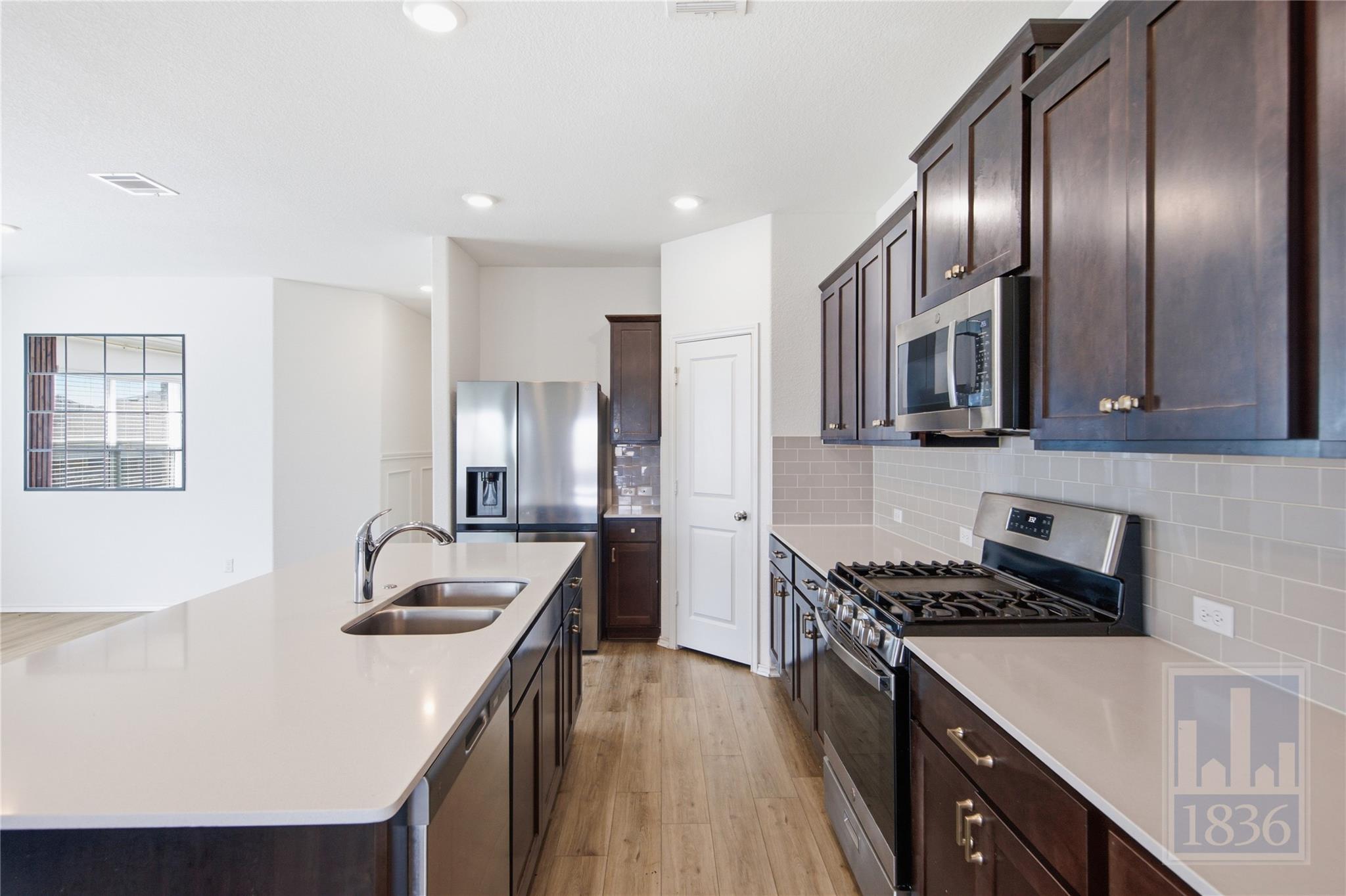 5913 Toscana Trce Property Photo 3