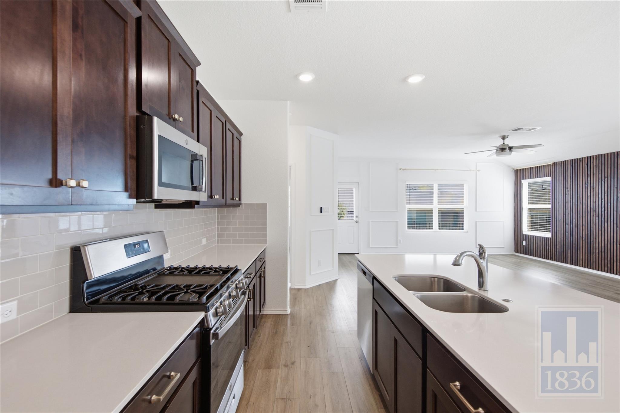 5913 Toscana Trce Property Photo 4