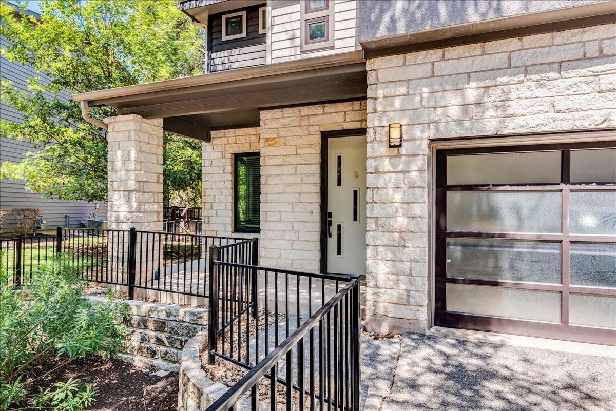 2807 Del Curto Rd #d Property Photo 6