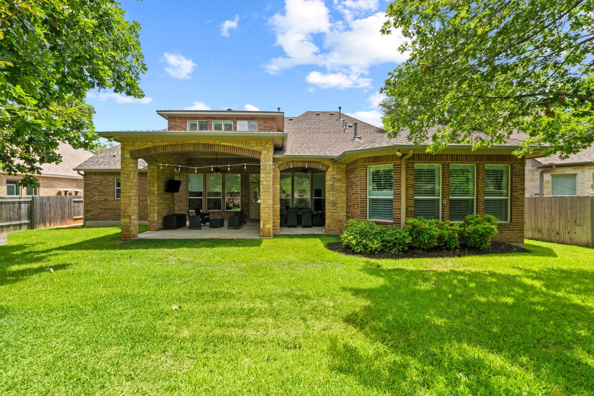 1303 Quiet Creek Dr Property Photo 9