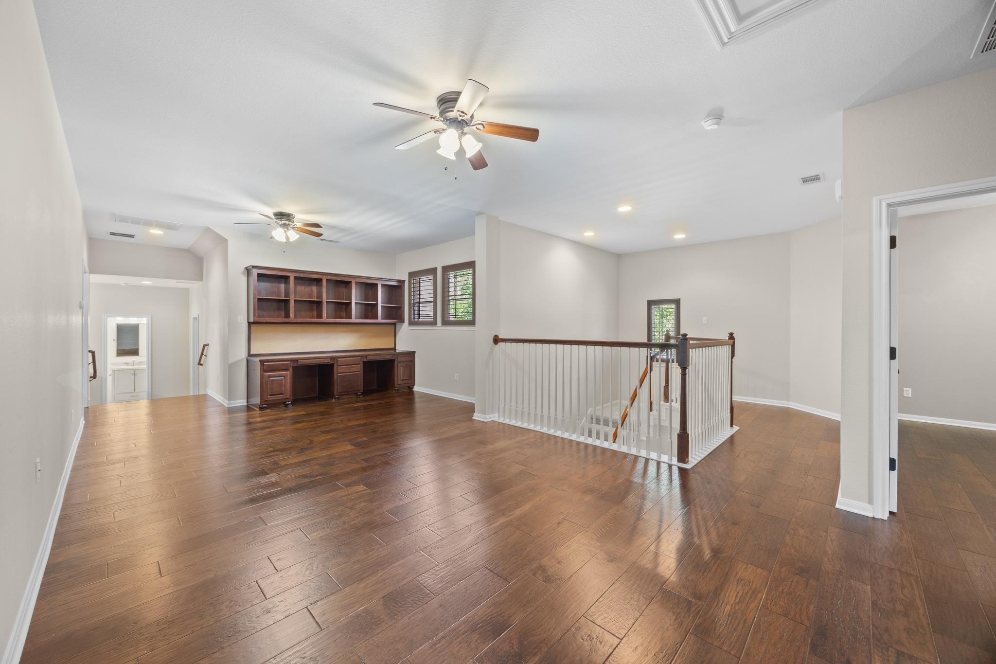 1303 Quiet Creek Dr Property Photo 17