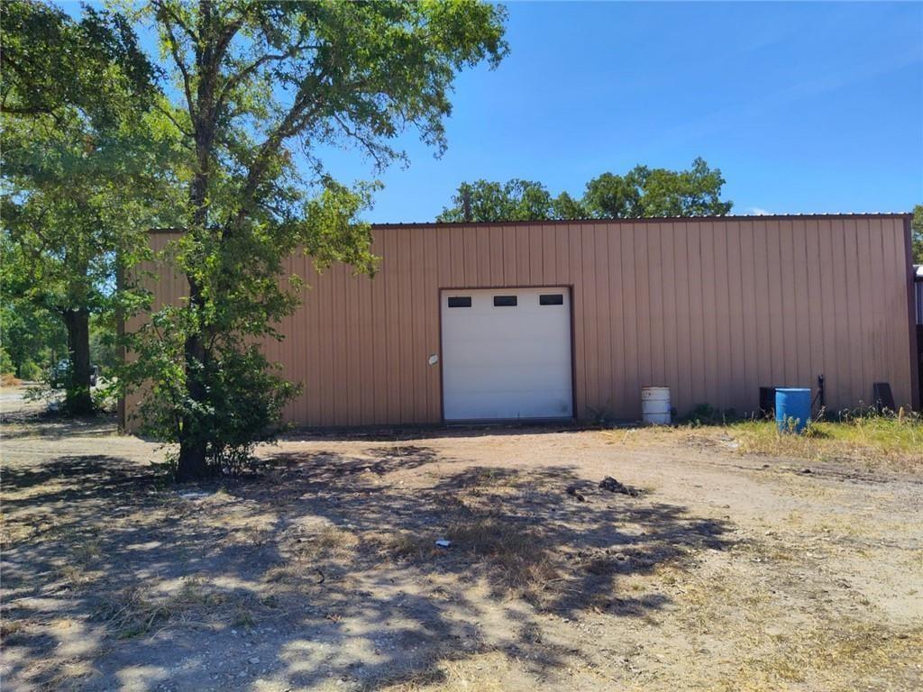 19219 Hog Eye Rd Property Photo 1