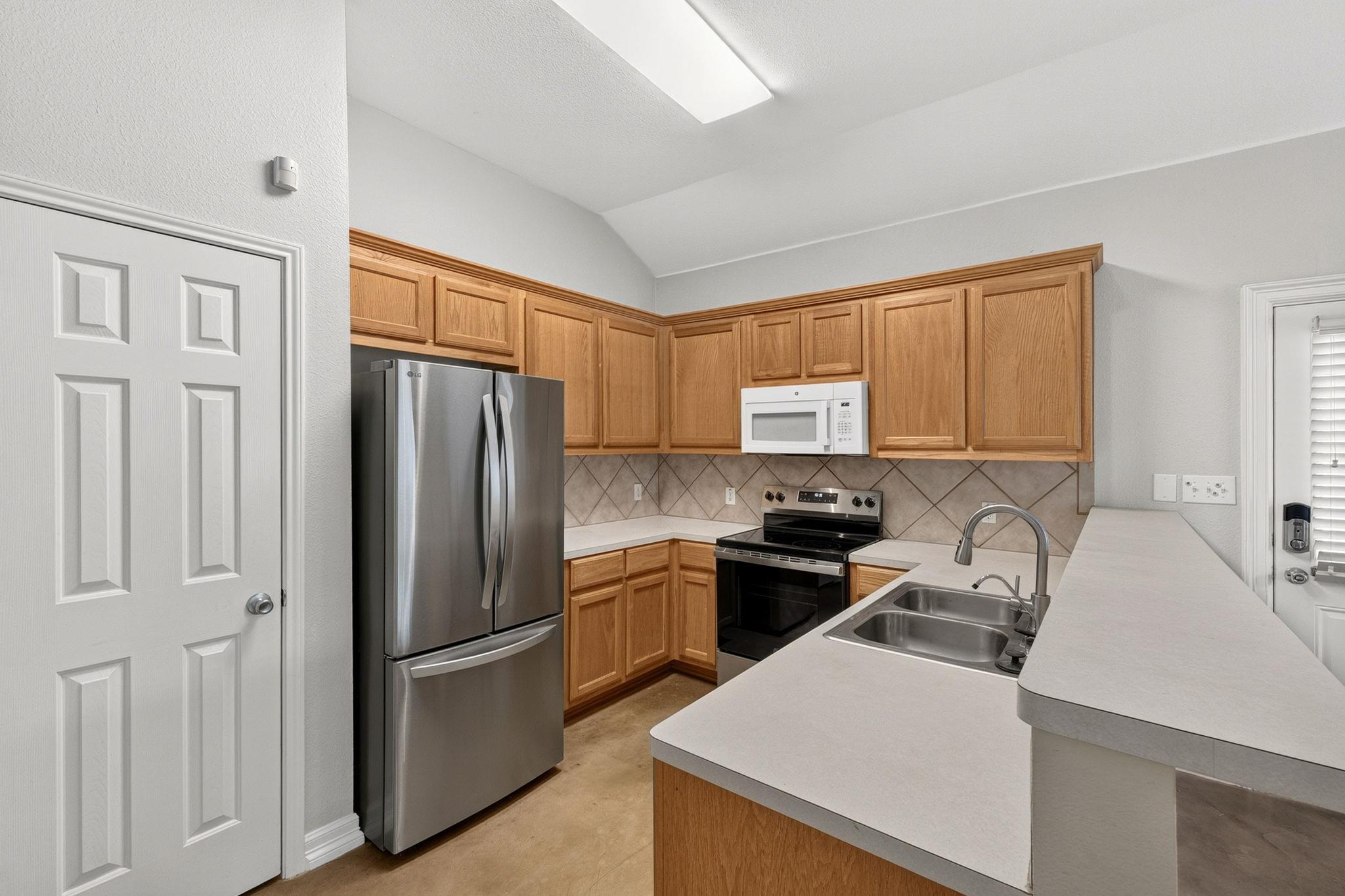 1002 Castile Rd #a Property Photo 12