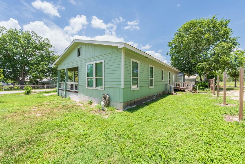 7 River St Property Photo 2