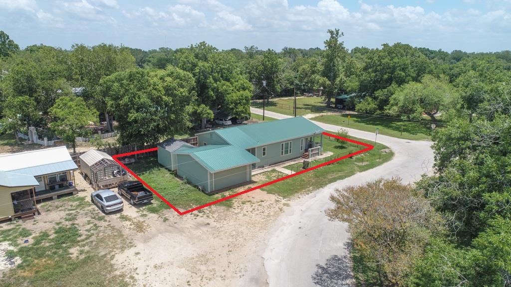7 River St Property Photo 5