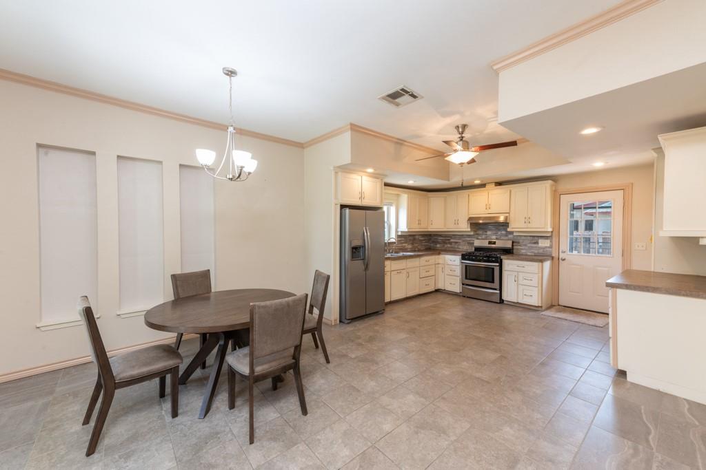7 River St Property Photo 6
