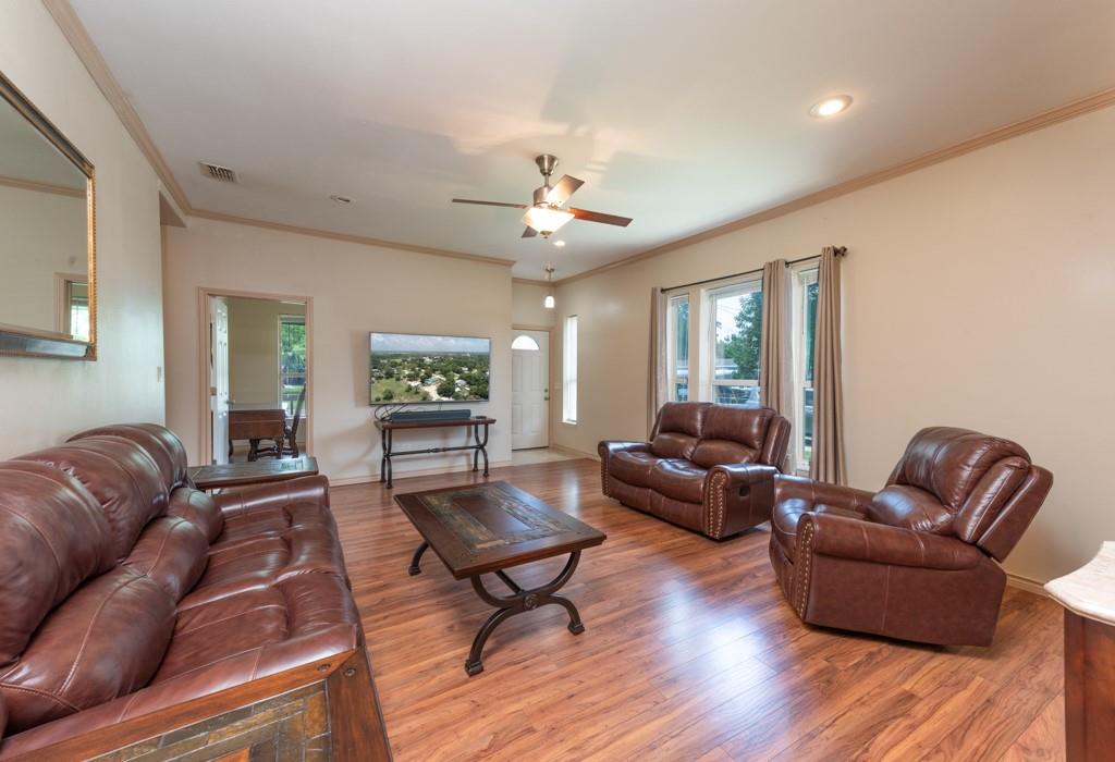 7 River St Property Photo 11