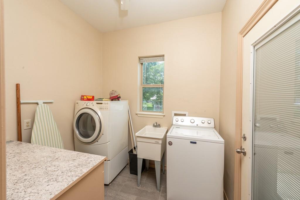 7 River St Property Photo 23