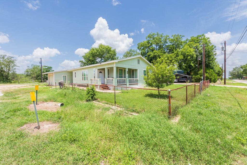 7 River St Property Photo 28