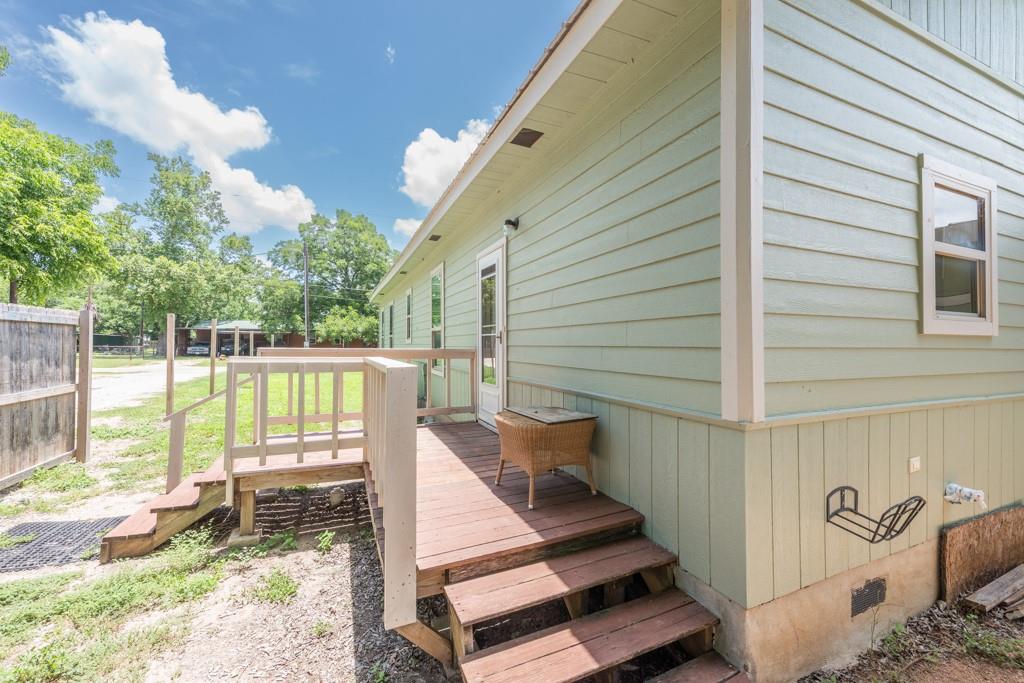 7 River St Property Photo 32
