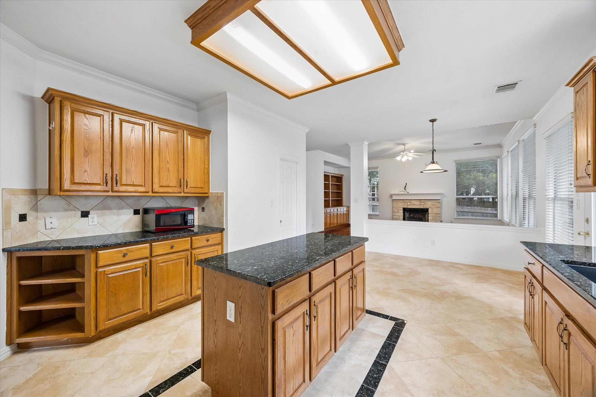 1010 Twin Terrace Ct Property Photo 11