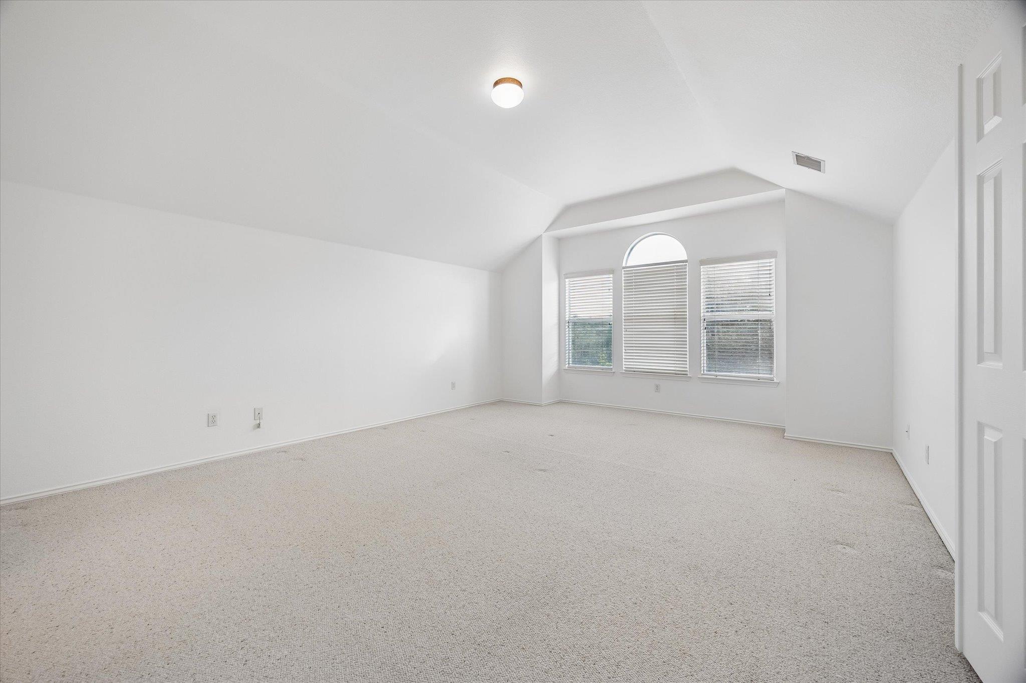 1010 Twin Terrace Ct Property Photo 14