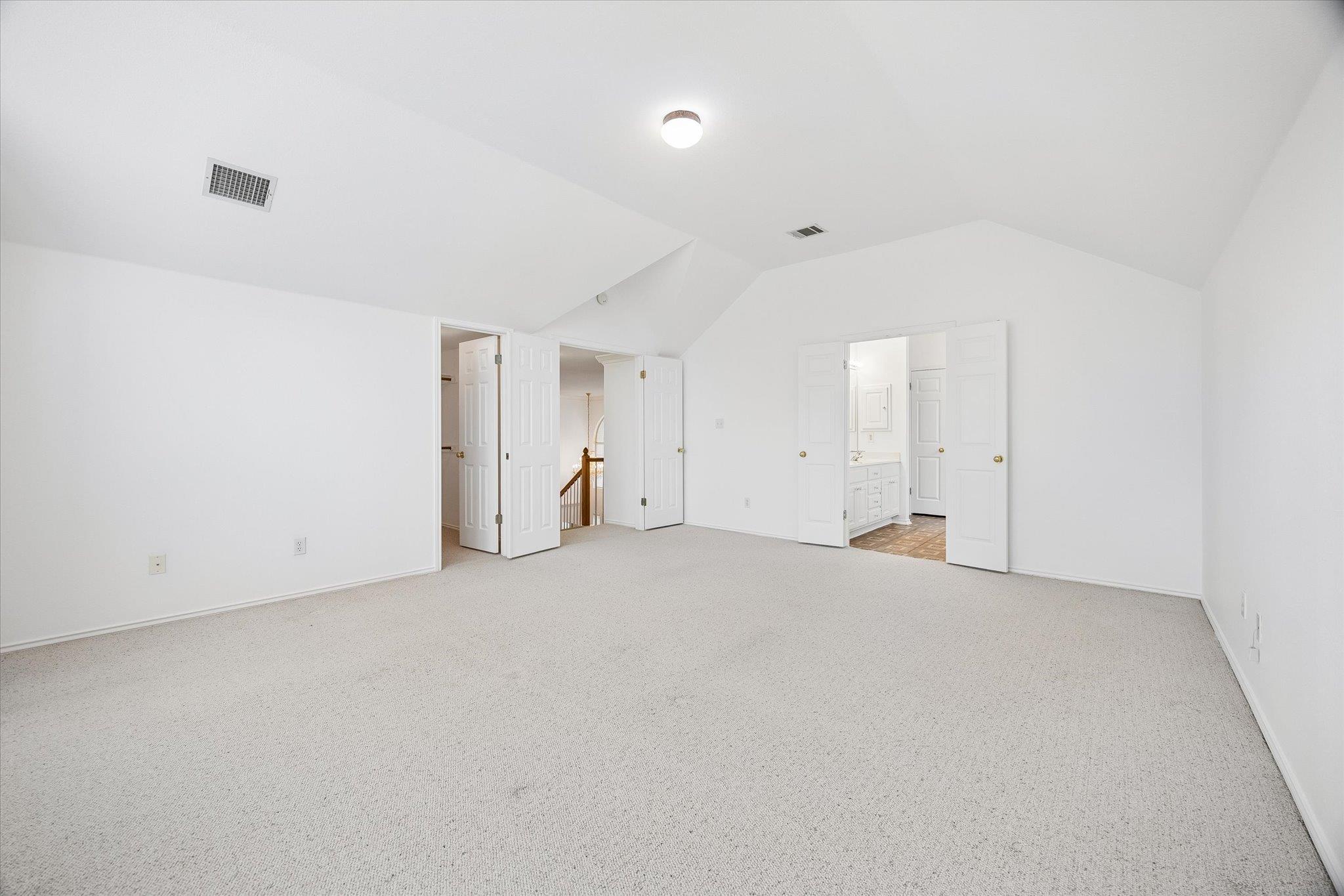 1010 Twin Terrace Ct Property Photo 15