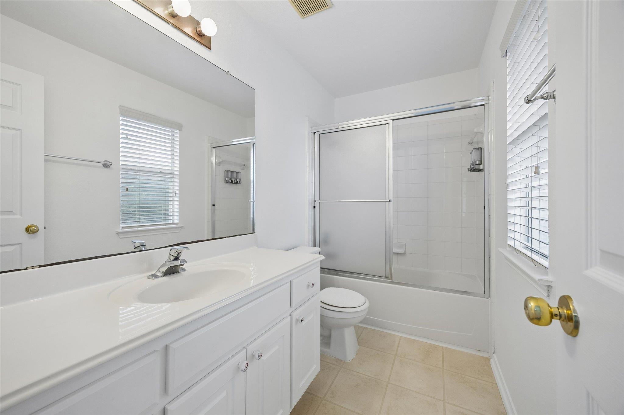 1010 Twin Terrace Ct Property Photo 21