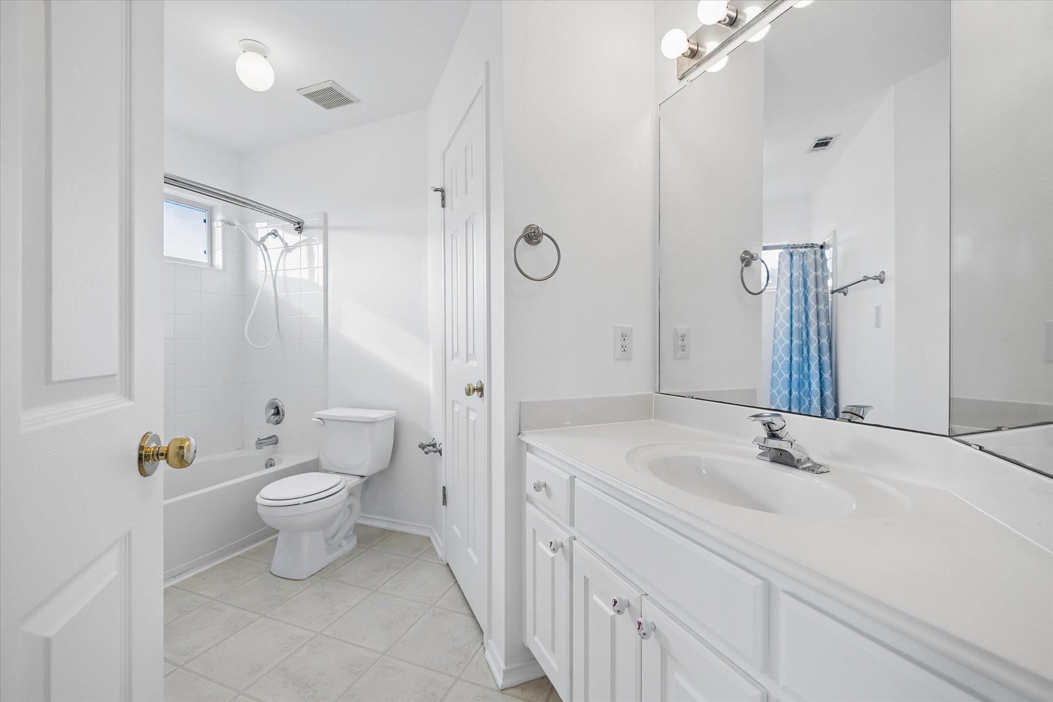 1010 Twin Terrace Ct Property Photo 22