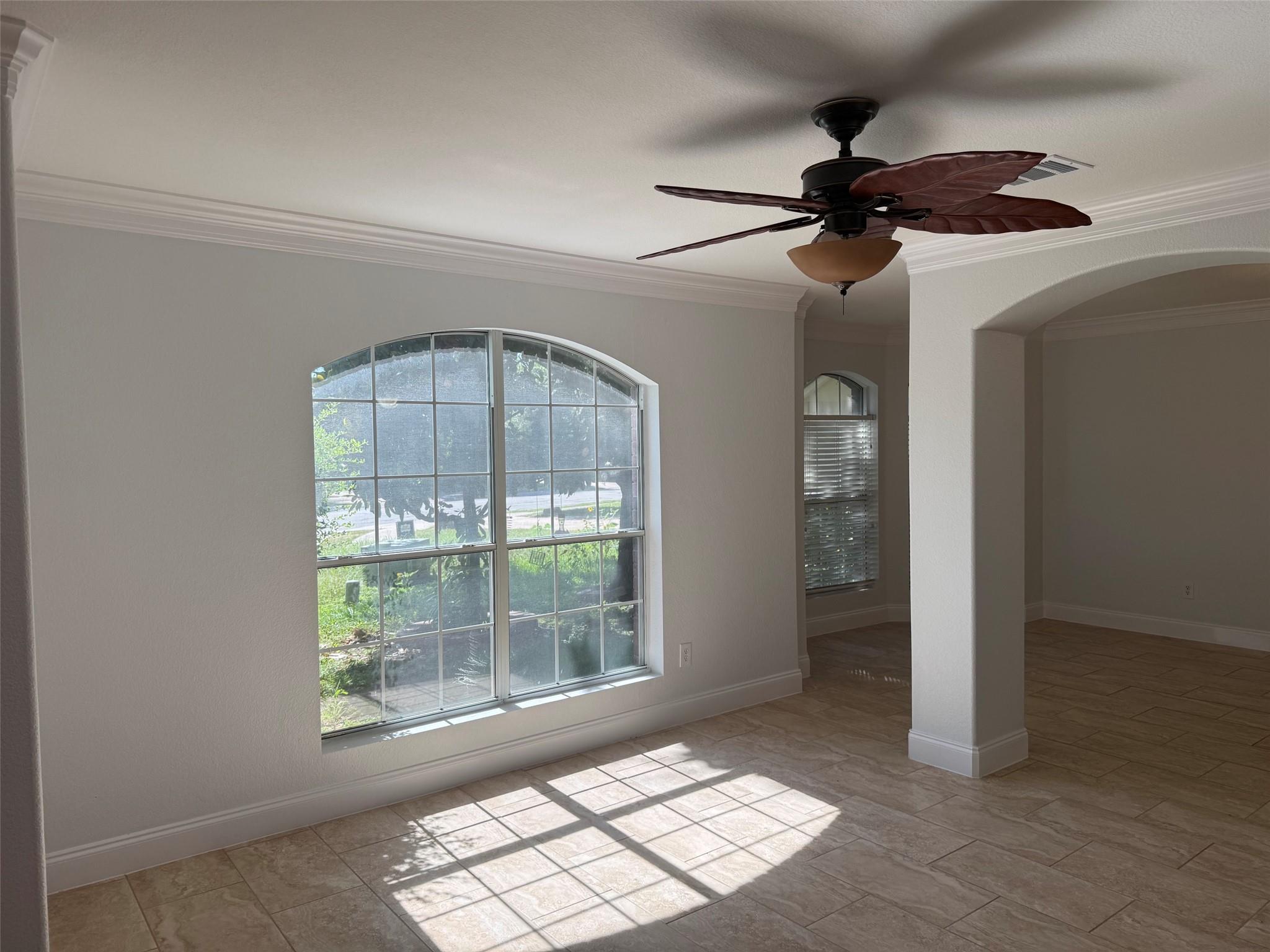 1524 Lorson Loop Loop Property Photo 5