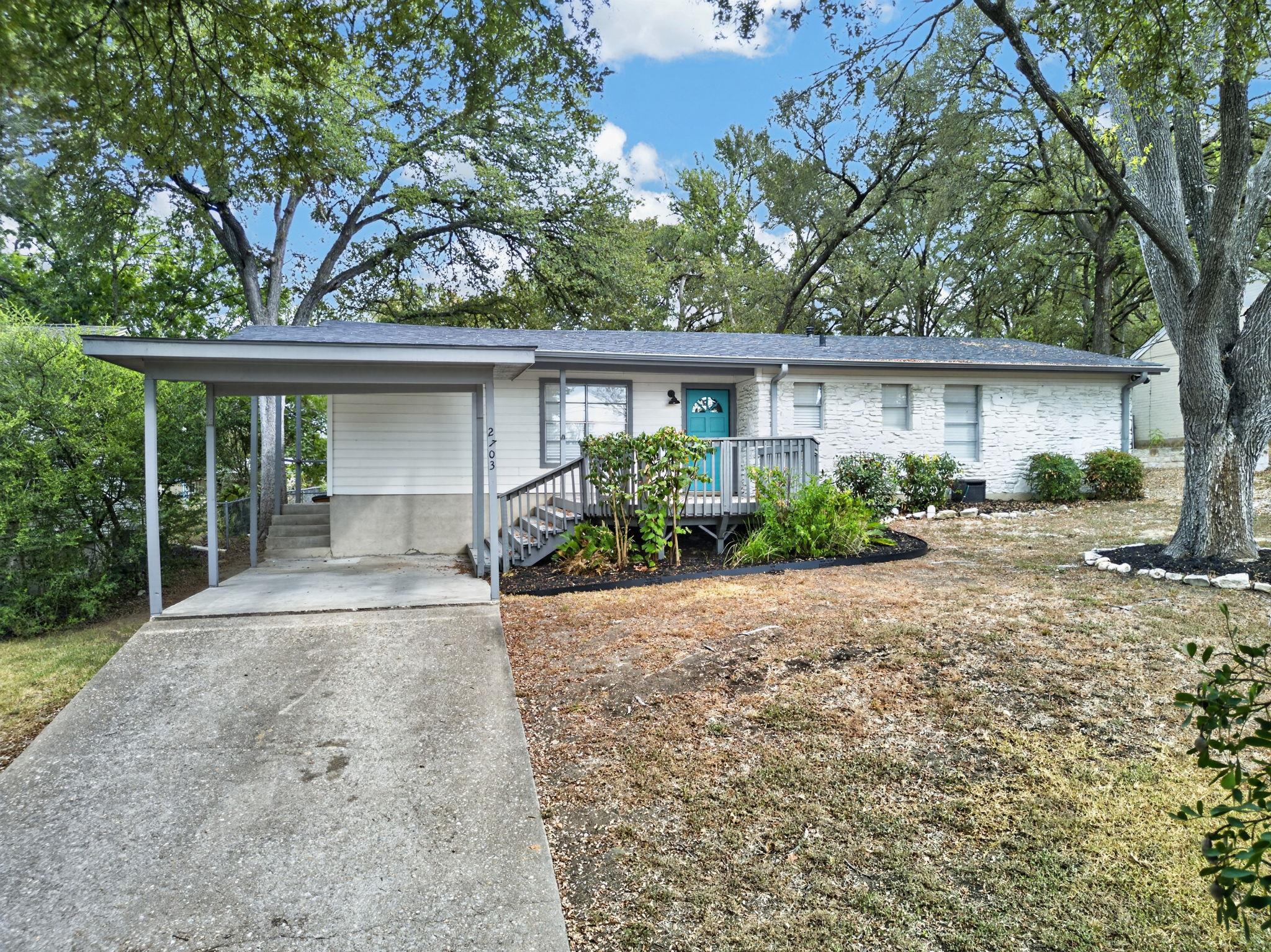 2703 Princeton Dr Property Photo 1