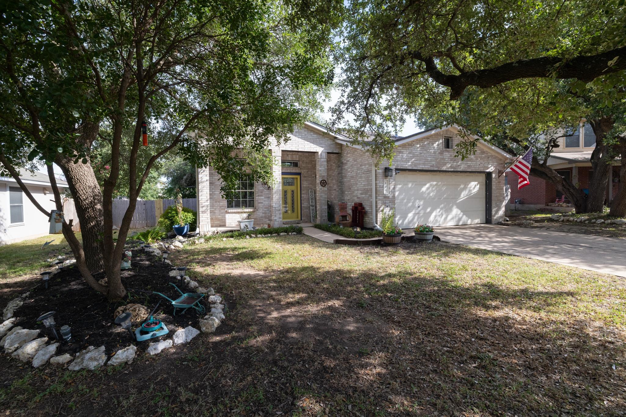 104 Grant Ct Property Photo 8