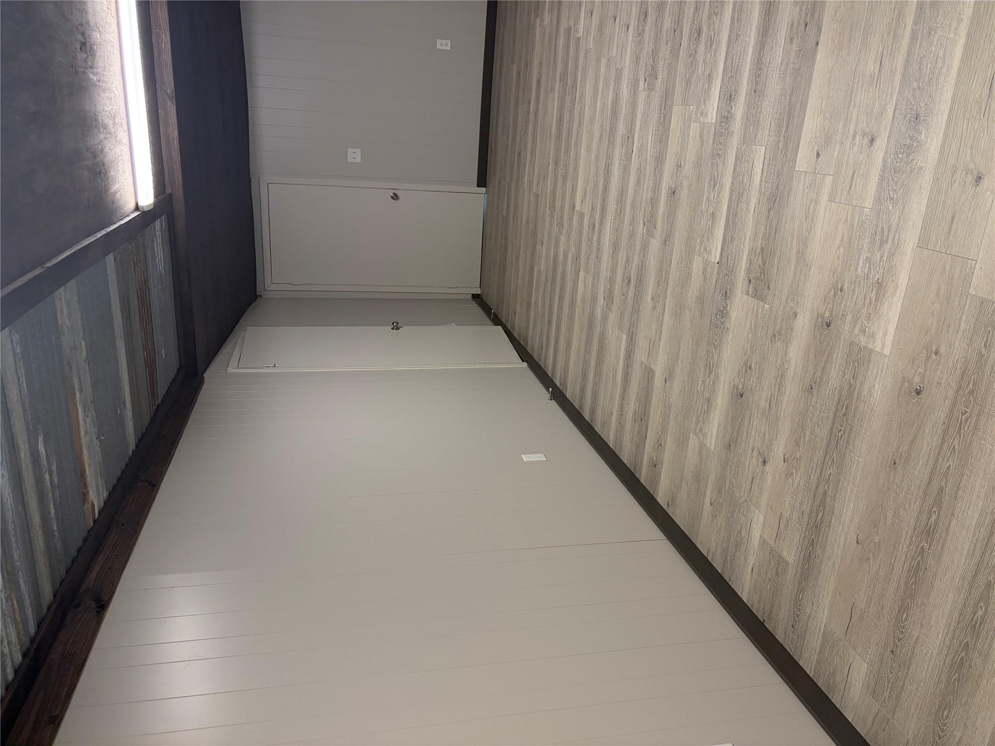1012 N Water St Property Photo 6