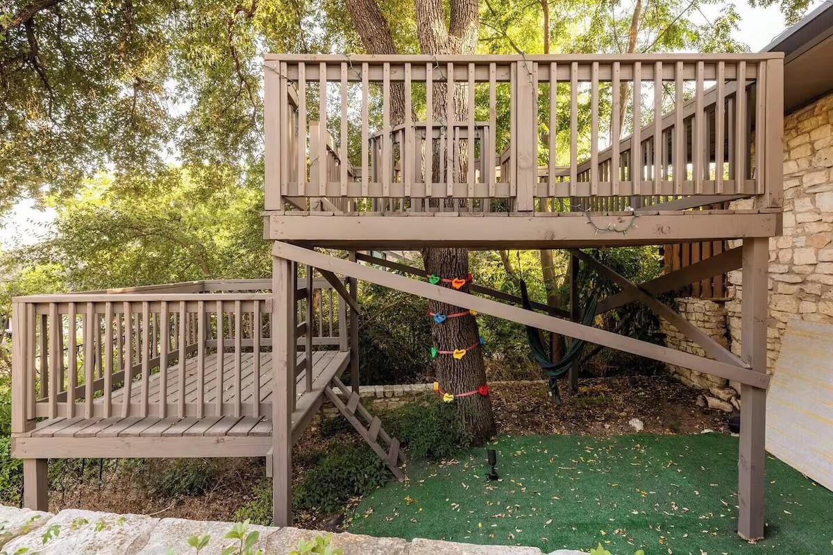 6102 Cherrylawn Cir Property Photo 22