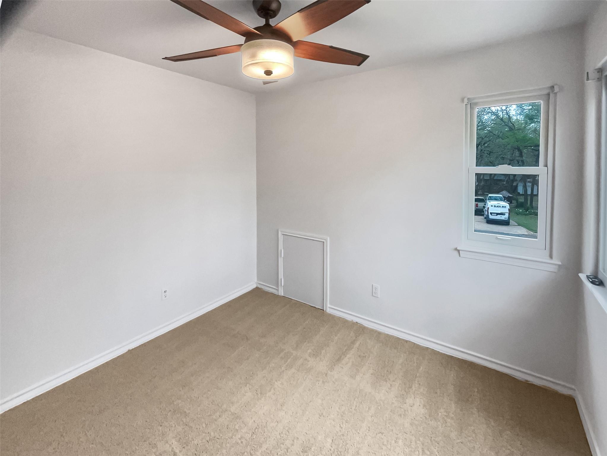 804 Dewberry Dr Property Photo 20