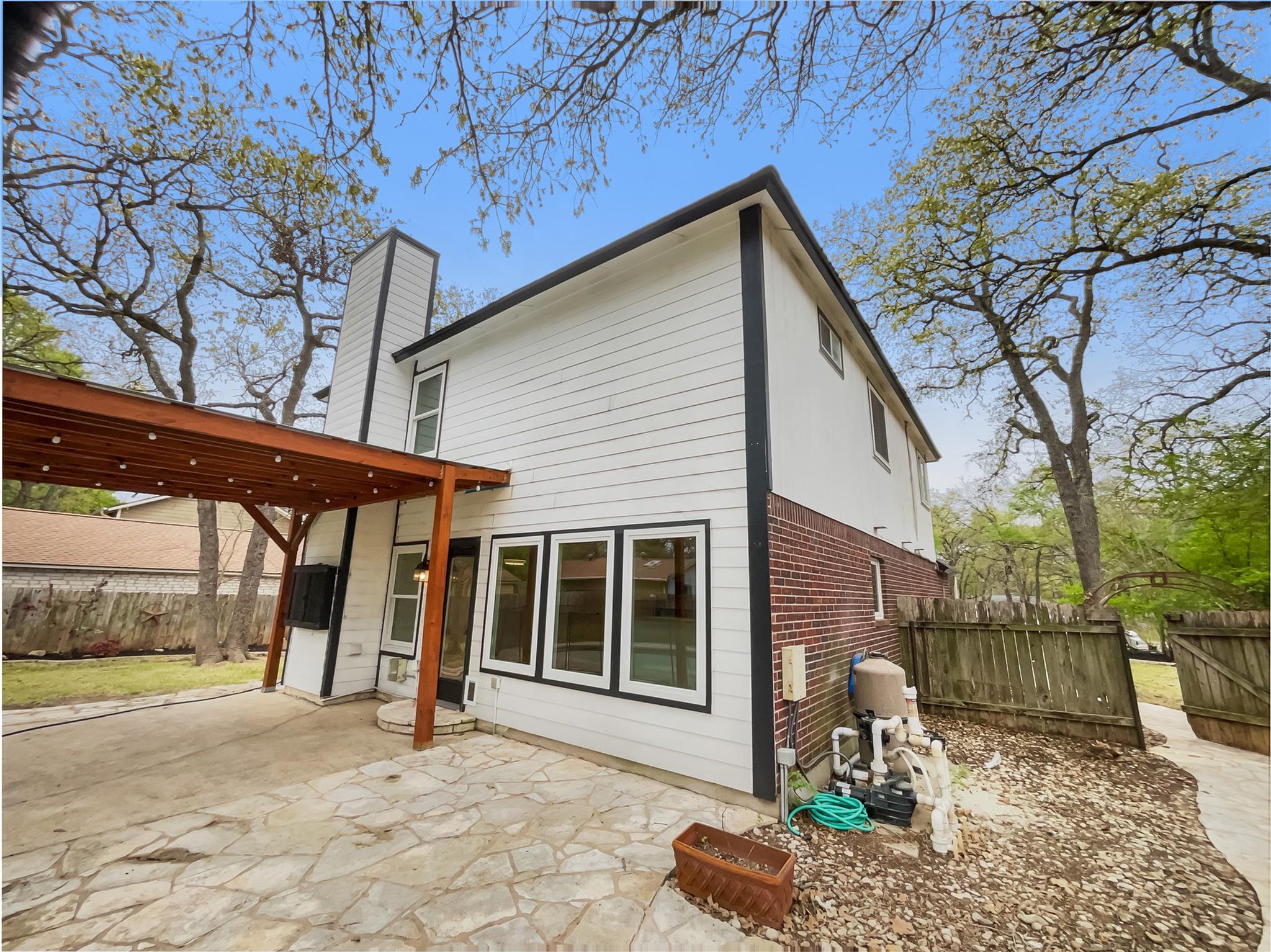804 Dewberry Dr Property Photo 22