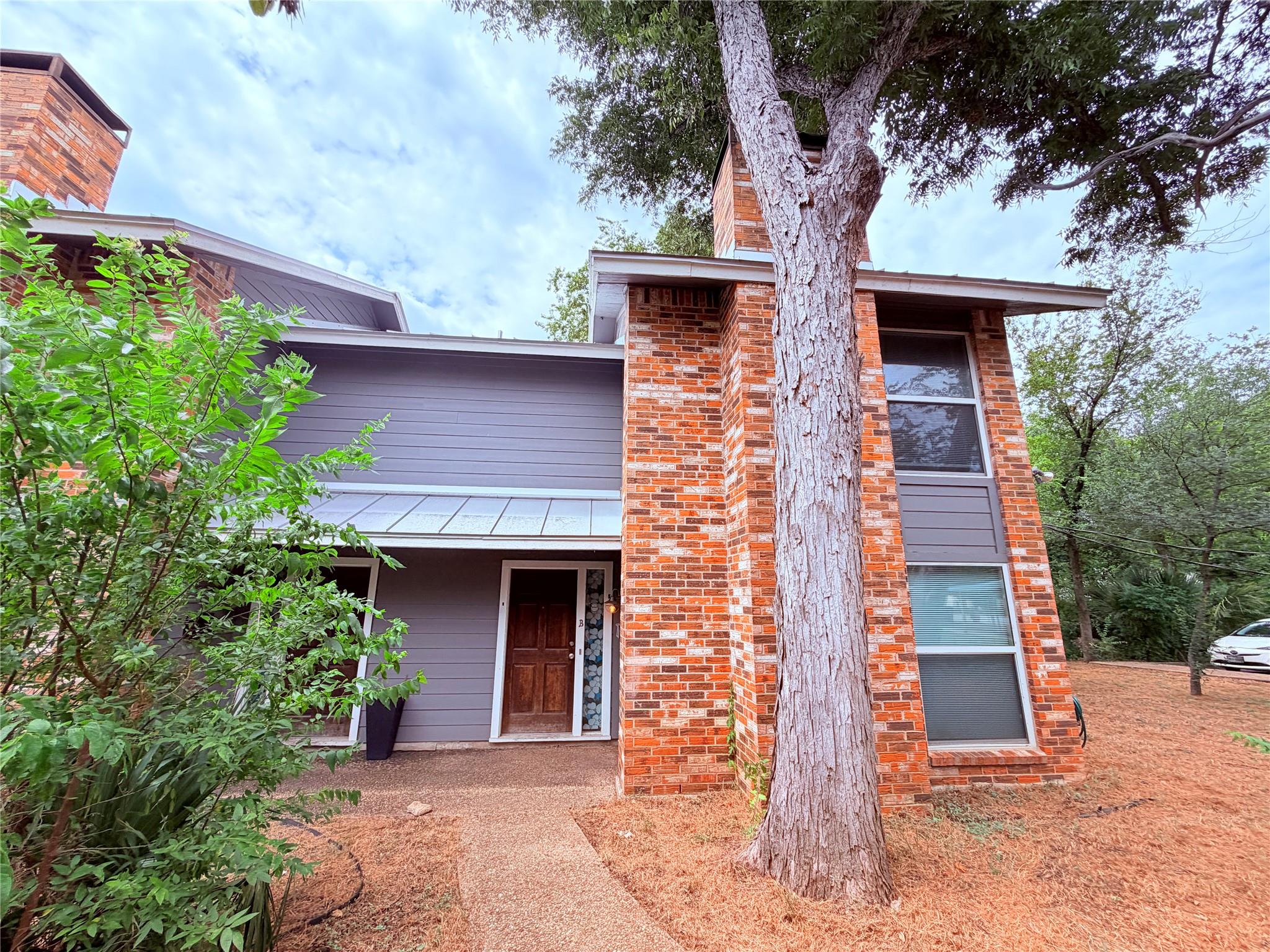 4520 Depew Ave #B Property Photo 1