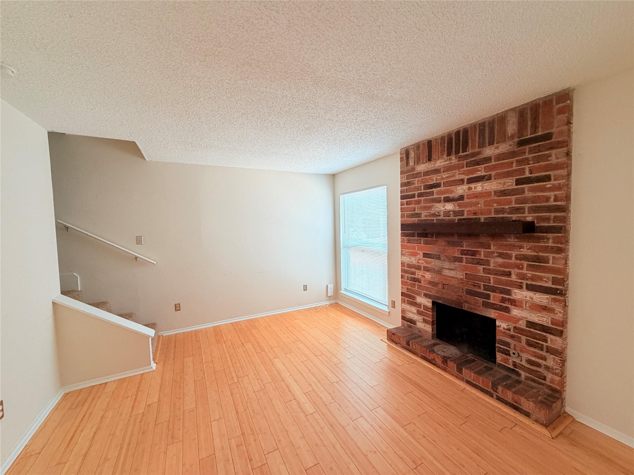 4520 Depew Ave #b Property Photo 2