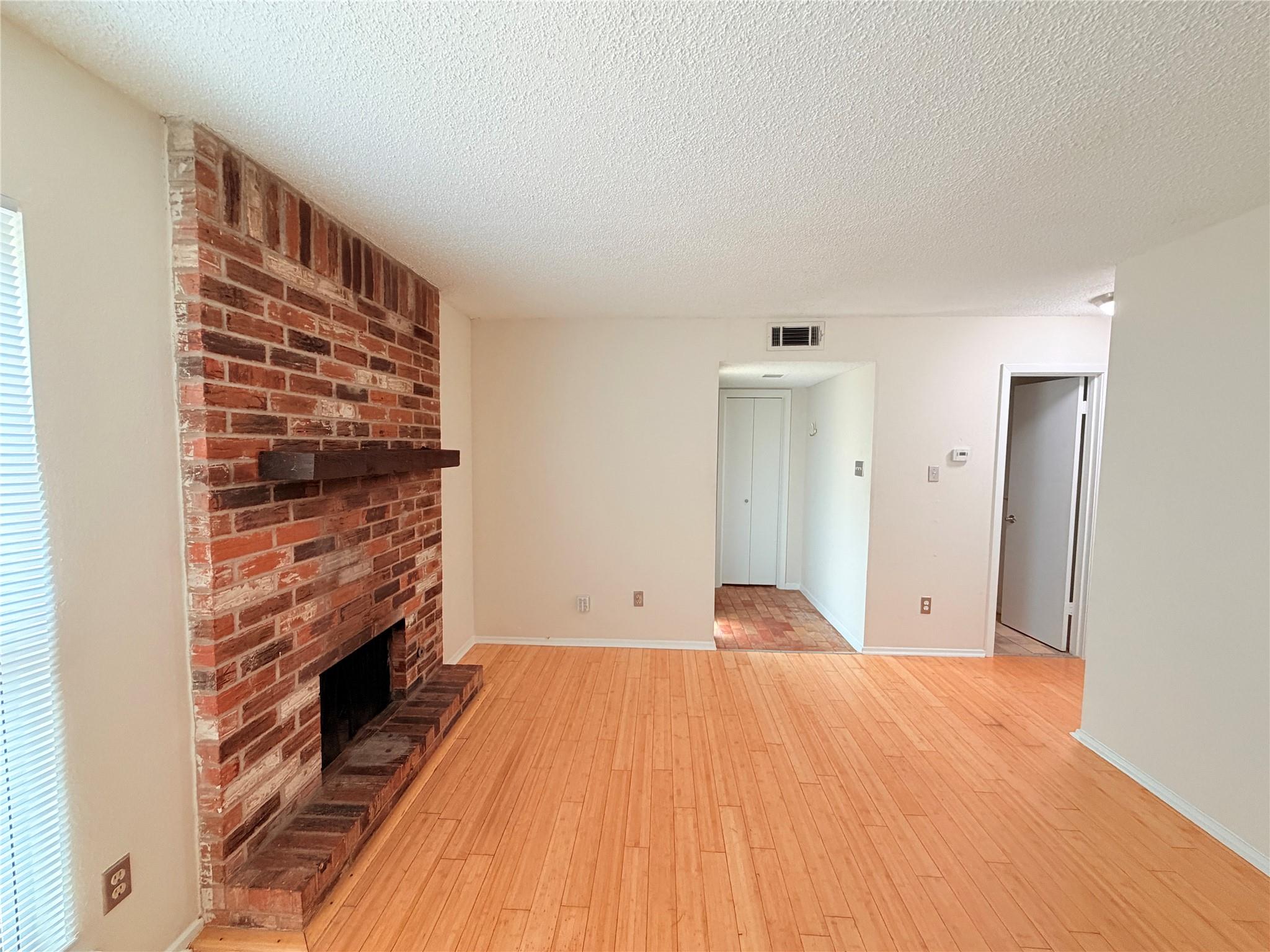 4520 Depew Ave #b Property Photo 4