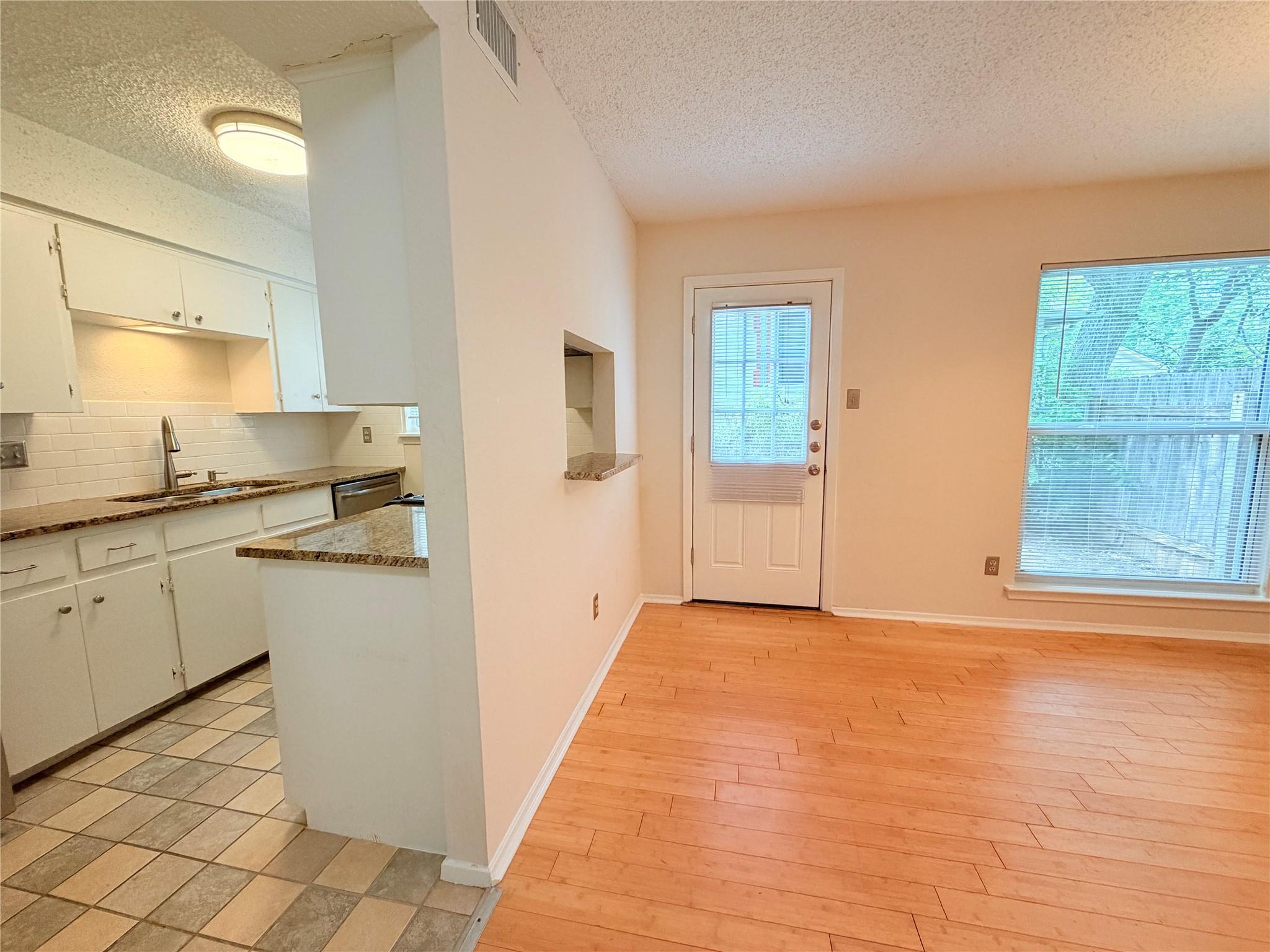 4520 Depew Ave #b Property Photo 15