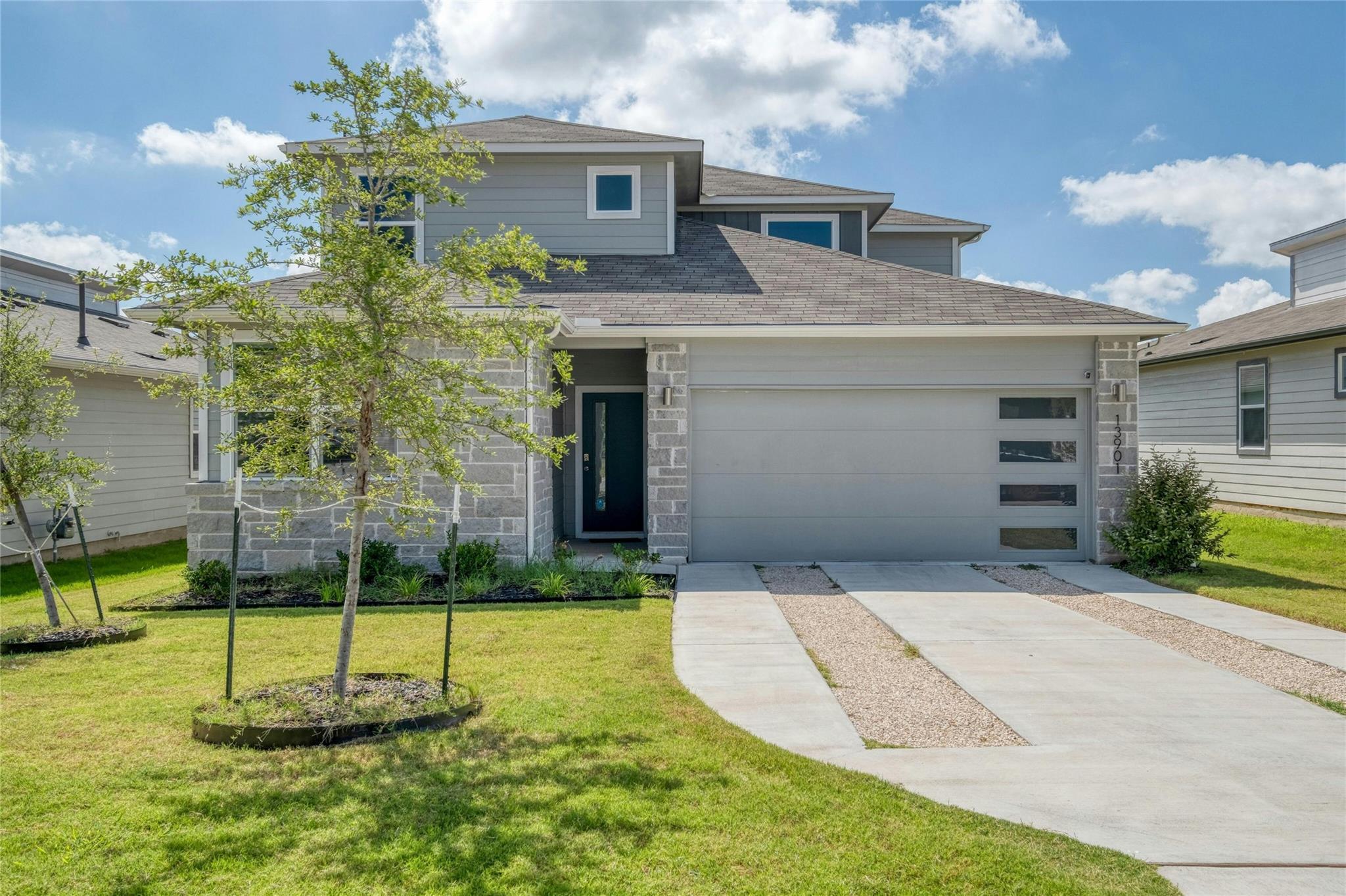 13901 Zuhause Dr Property Photo 1