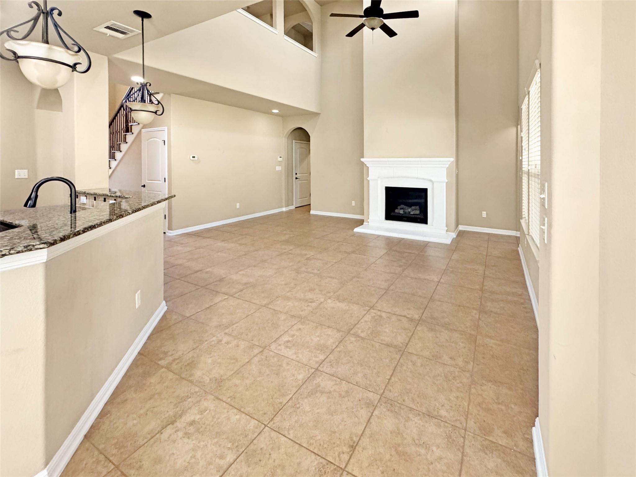 14312 Senia Bnd Property Photo 13