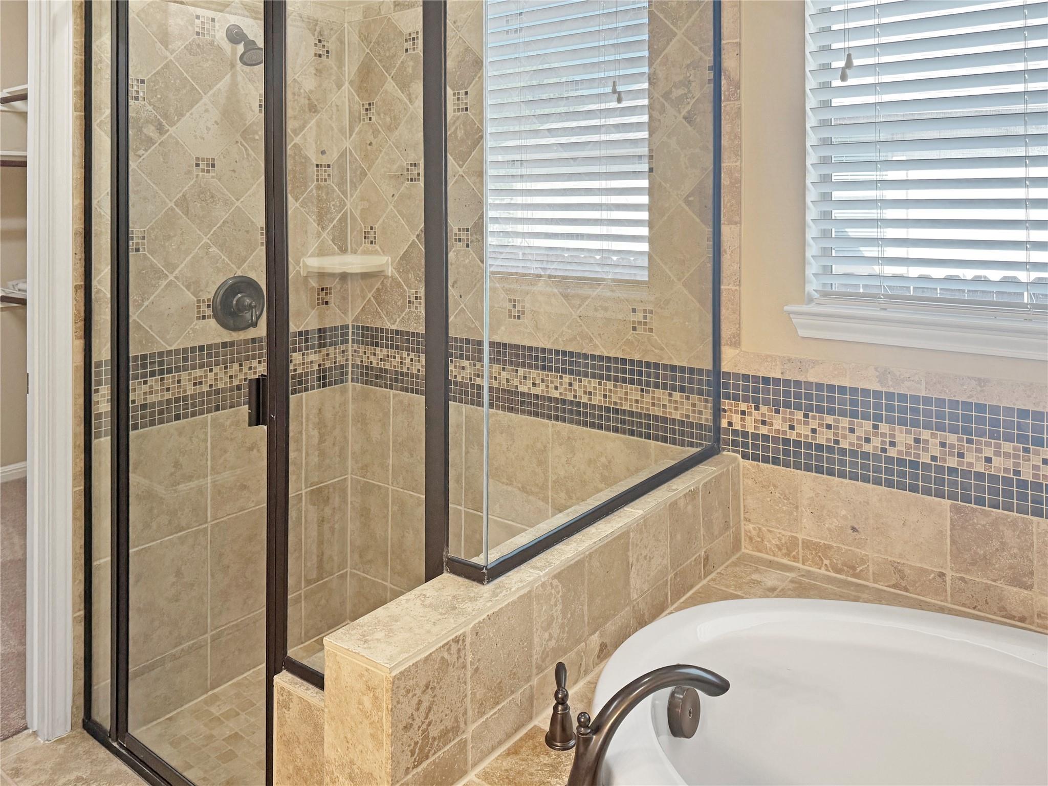 14312 Senia Bnd Property Photo 17