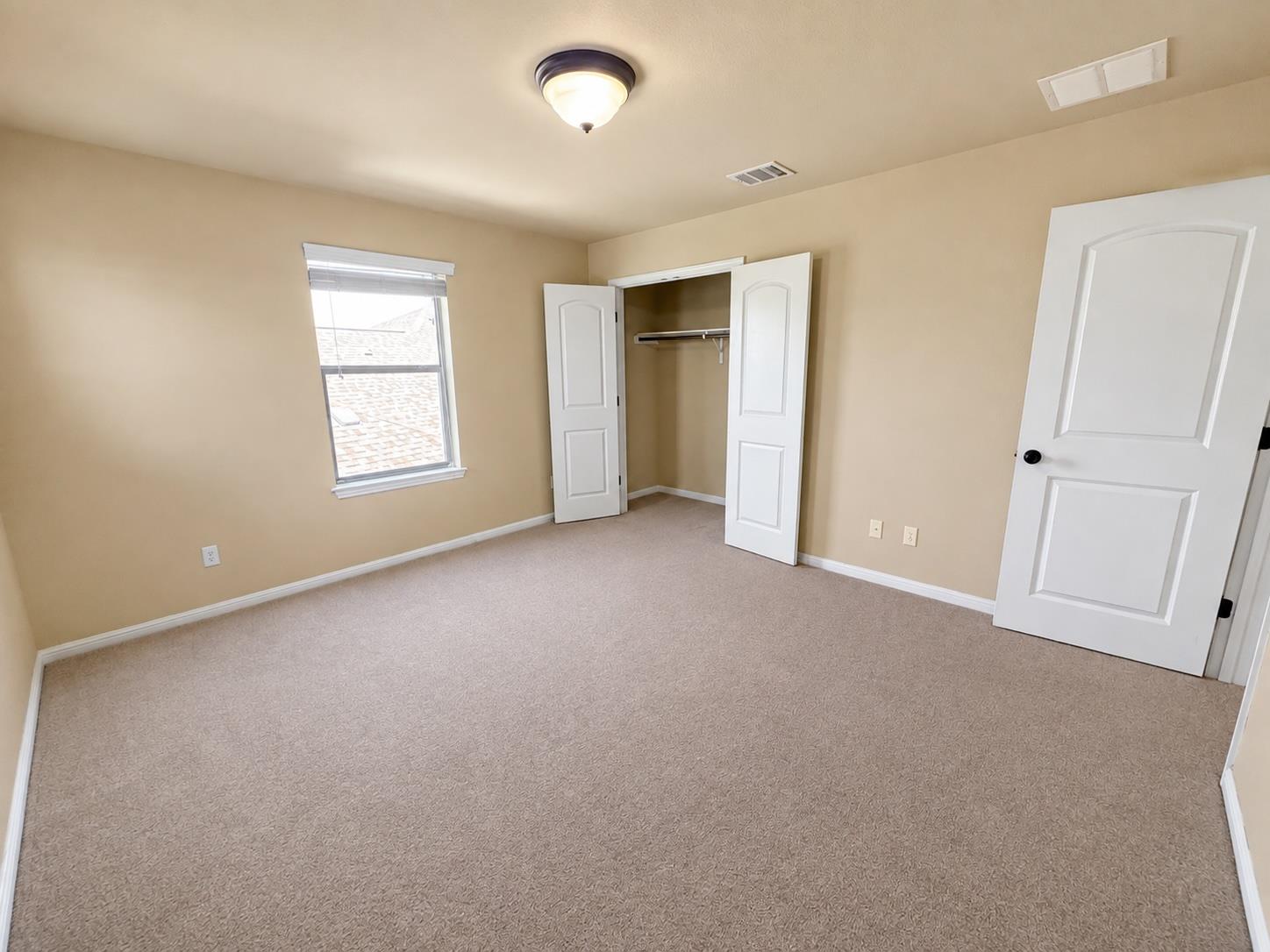 14312 Senia Bnd Property Photo 26