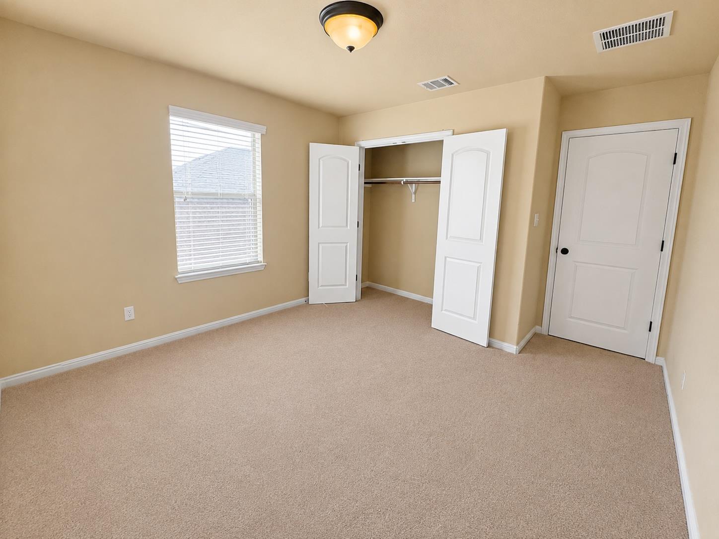 14312 Senia Bnd Property Photo 27