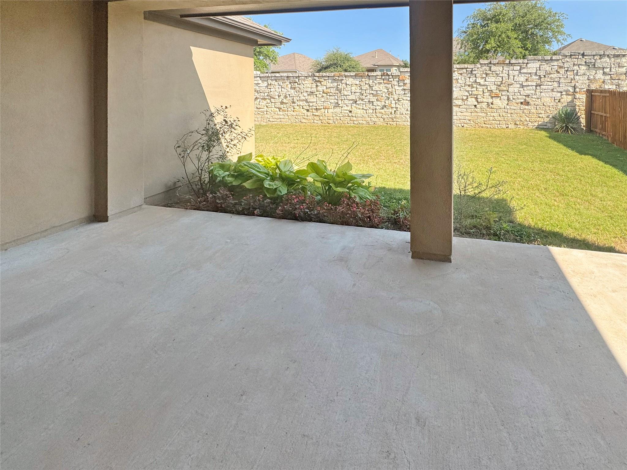 14312 Senia Bnd Property Photo 33
