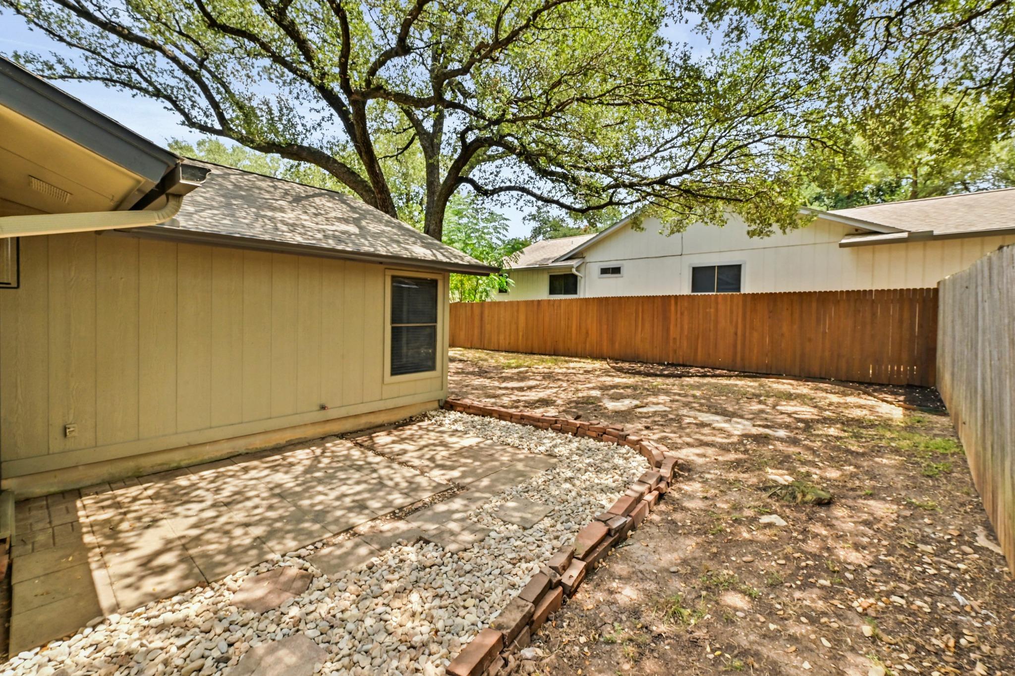 7403 Dallas Dr Property Photo 29