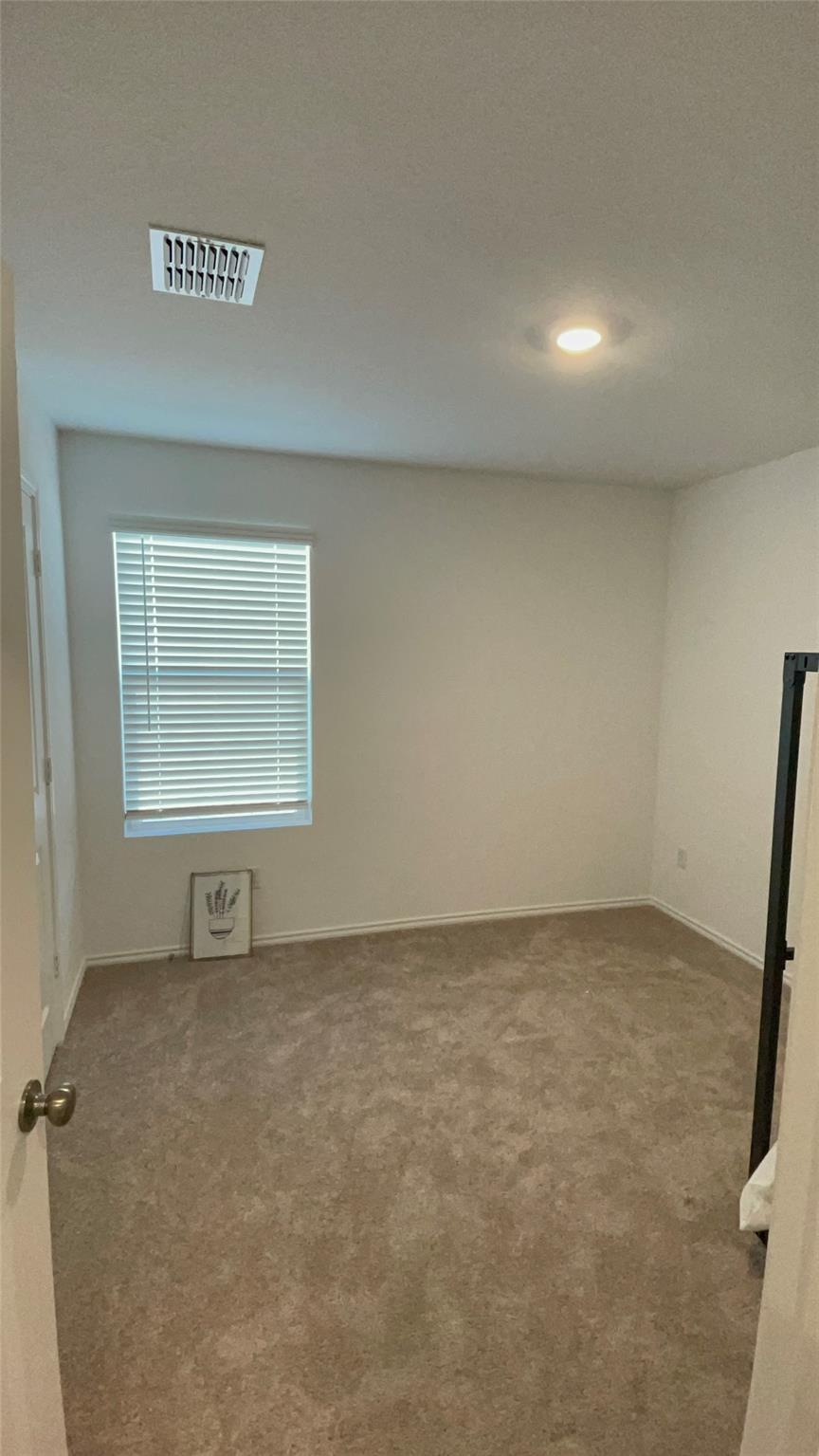 212 Marty Allen Loop Property Photo 3