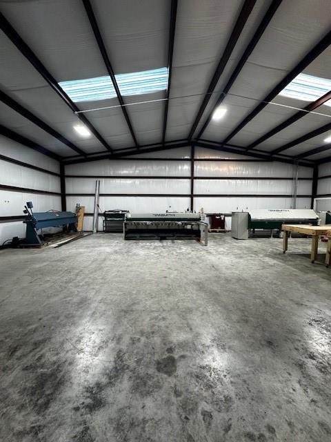 2554 W Us 290 Highway A Property Photo 5