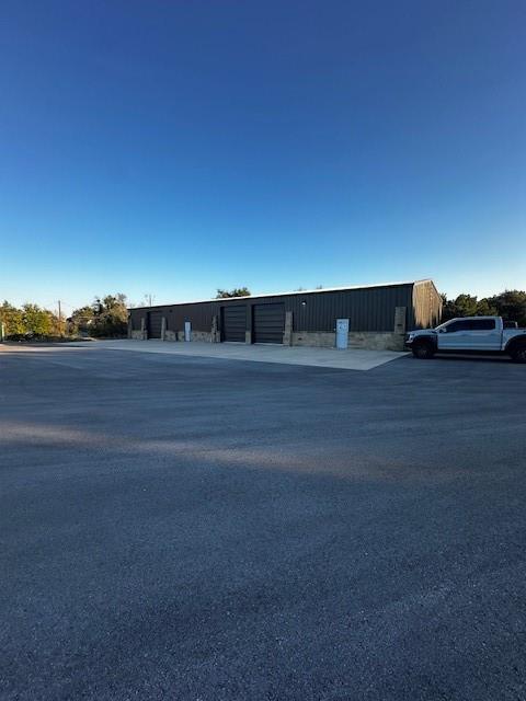 2554 W Us 290 Highway A Property Photo 17