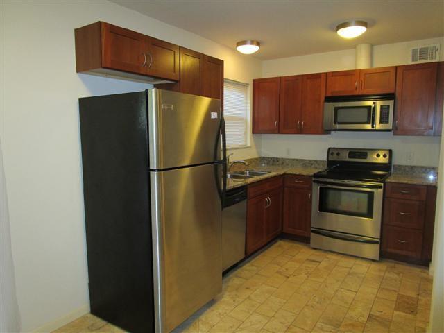 2703 Swisher St 109a Property Photo 4