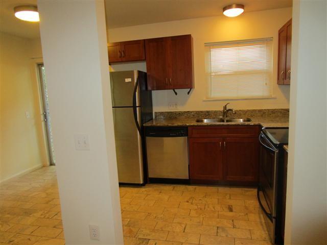 2703 Swisher St 109a Property Photo 5