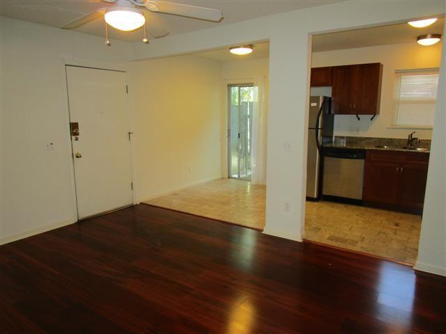 2703 Swisher St 109a Property Photo 7