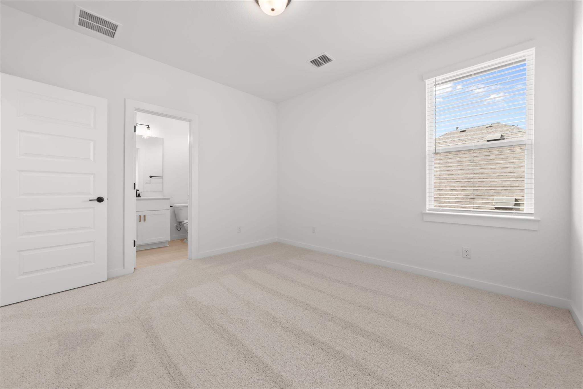 1129 N Roger Hanks Pkwy Property Photo 14