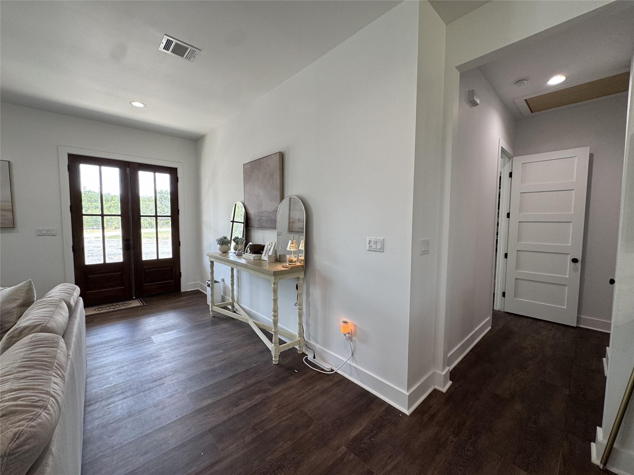 1353 Red Town Rd #b Property Photo 2