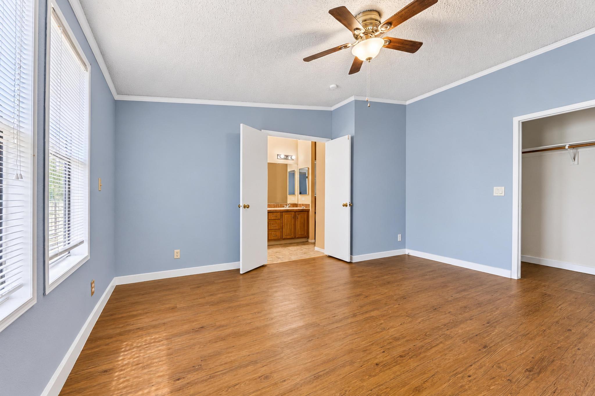 262 Highway 290 None E Property Photo 11